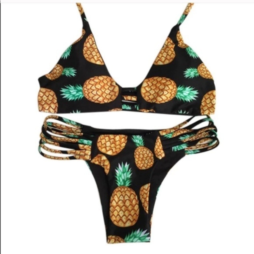 NWT Pineapple Bikini Size Small Lined